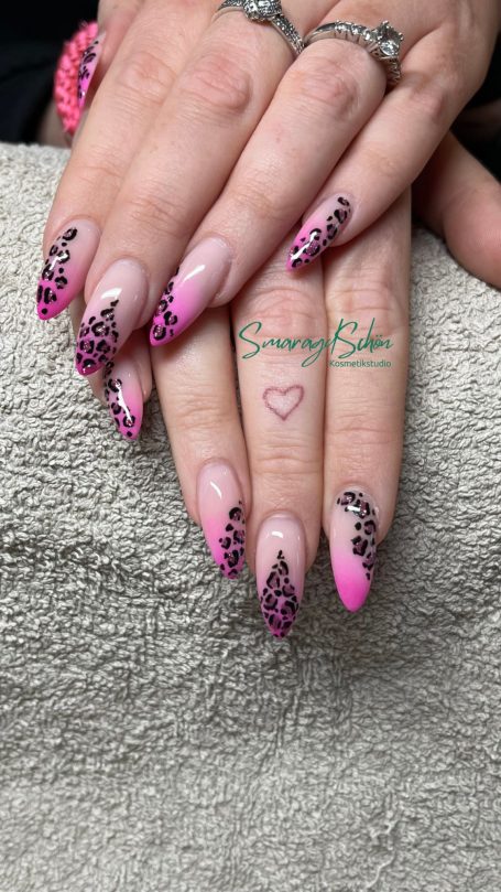 Nagelmodellage Nagelmodellage